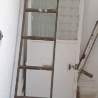 درب حیاط دو لد    + یک نردبان ۷ پله تمیز