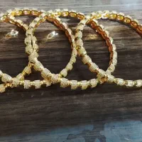 4تا النگو عربی نونو سایز یک و دو می خوره