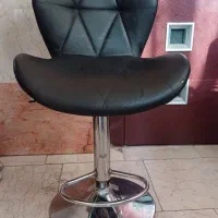 دو عدد صندلی چرخدار جکدار