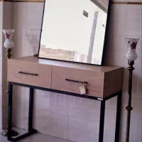 میز کنسول و آینه|بوفه، ویترین، کنسول|کاشان, شهرک فرهنگیان|دیوار