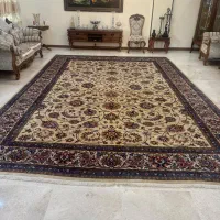 فرش دستباف ساروق کرم