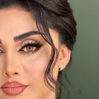 آموزش و خدمات شنیون و میکاپ عروس و همراهی (پنجتن)|خدمات آرایشگری و زیبایی|مشهد, پنجتن|دیوار