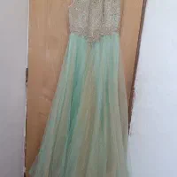 لباس مجلسی دومی و سومی زنانه با هم ۱۵۰۰۰۰اولی ۳۰۰