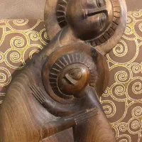 مجسمه چوبی مادر و فرزند ۵۵ سانت|مجسمه، تندیس، ماکت|تهران, مجیدیه|دیوار