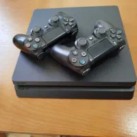 PS4 Slim در حد آکبند بسیار تمیز و سالم