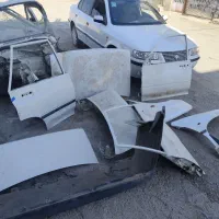 قطعات  بدون رنگ پراید