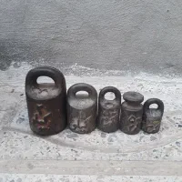 ترازو سنگی قدیمی فورش فوری|کلکسیون اشیاء عتیقه|کرمانشاه, |دیوار