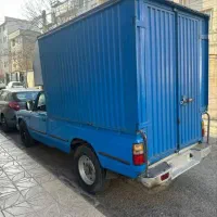 راننده نیسان