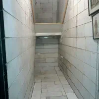 6متر سرقفلی زیر پله در خیابان منوچهری