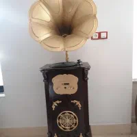 گرامافون اک