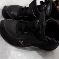 کتونی زنانه