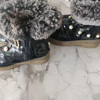 چکمه|کفش و لباس بچه|فرخ‌شهر, |دیوار