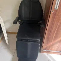 صندلی ارایشگاه برقی سالم