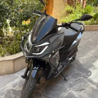 J200