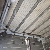 تاسیسات لوله کشی اب فاضلاب نصب پمپ منبع