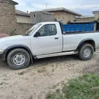 نیسان پیکاف تک کابین