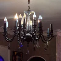 لوستر۸ شاخه ۱۶ شعله در حد نو