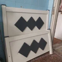 تاج وپایین تخت