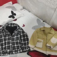 دوتا کُت بچه برای 5تا6سال درحدنو با کفش اسپرت