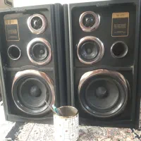 یه جفت باند سونی کلکسیونی و اسپیکر ایوایکس خور قوی