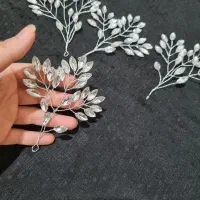 ریسه و گوشواره و سنجاق سینه