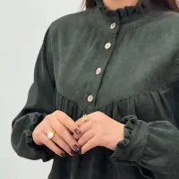 مانتو پاییزه. یقه چین‌|لباس|ری, دیلمان|دیوار