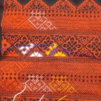 زی استین|لباس|قلعه قاضی, |دیوار