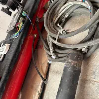 پنوماتیک دوموتور|قطعات یدکی و لوازم جانبی|شیراز, باهنر|دیوار