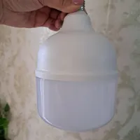 تازه خریدم سه ماه استفاده شده جعبه هم دارد
