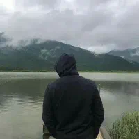 نگهبان وحراست هستم دنبال این کار میگردم شیفت شب