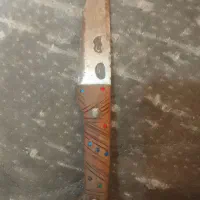 چاقوی بسیار قدیمی و کلکسونی زیبا با قلاف چرم طبیعی