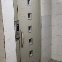 آپارتمان دارای آب برق گاز دست رسی به ازادگان