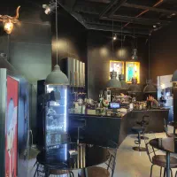 ویتر وباریستا|استخدام خدمات فروشگاه و رستوران|تهران, صاحب الزمان|دیوار