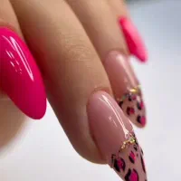 تخفیف کاشت ناخن|خدمات آرایشگری و زیبایی|بروجرد, |دیوار