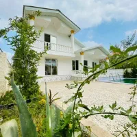 ویلا-نیم-پیلوت-استخردار-و-سنددار-چمستان