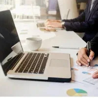 ویزیتور همکار خانم