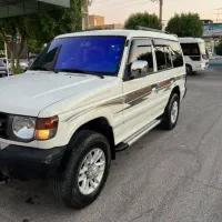 پاژرو بهمن  ۲۰۰۰