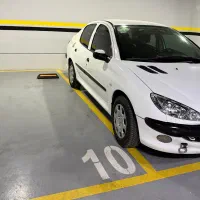 پژو۲۰۶ v8 اتوماتیک