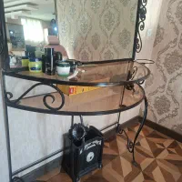 صندلی اینه کنسول