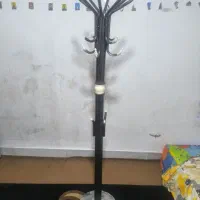 چوب لباسی سر پا