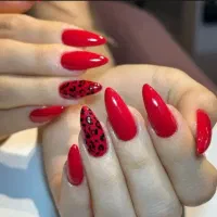 کاشت ناخن با لاک ژل ۳۹۰