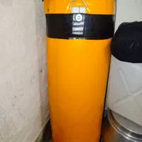 کیسه بوکس درحد نو به فروش می‌رسد