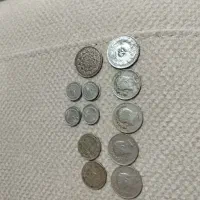 تعدادی سکه قدیمی