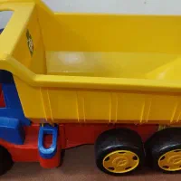 کامیون زرین تویز