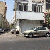 110متر مغازه با یک واحد 110متری بر استاد حسن بنا