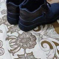 کفش کار جلوش اهن داره سایز 42 و43 قیمت 900