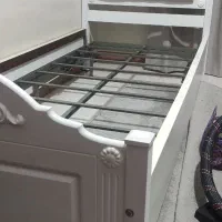 تخت تک نفره جک دار در حد نو