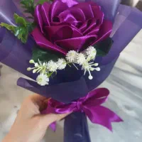 گل قرمز و بنفش مخصوص ولنتاین