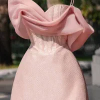 مدلینگ لباس زنانه