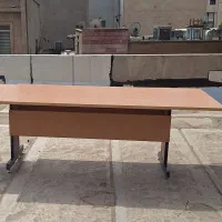 میز اداری با کناره های جداشونده